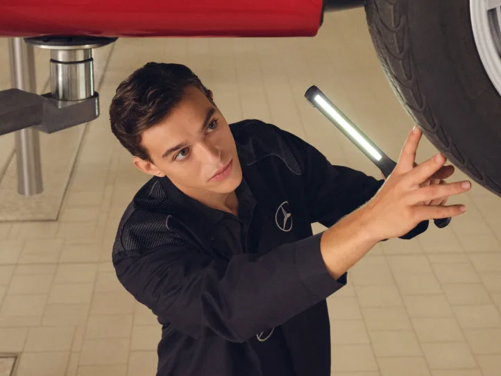 Servicio de mantenimiento - Mercedes Benz